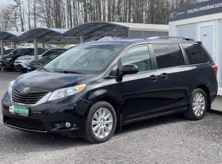 Toyota - Sienna