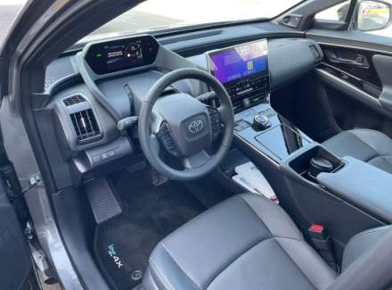 Toyota - bZ4X