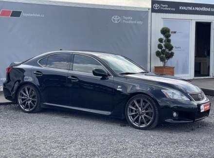 Lexus - IS