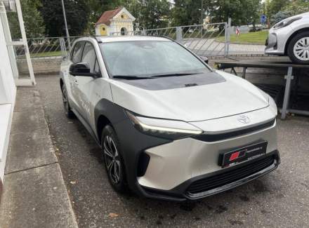 Toyota - bZ4X
