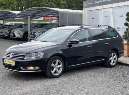 Volkswagen - Passat