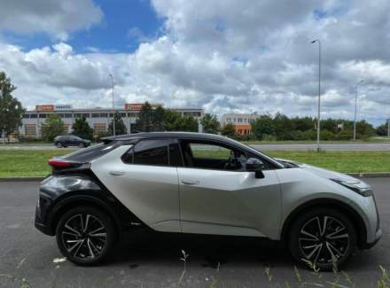 Toyota - C-HR
