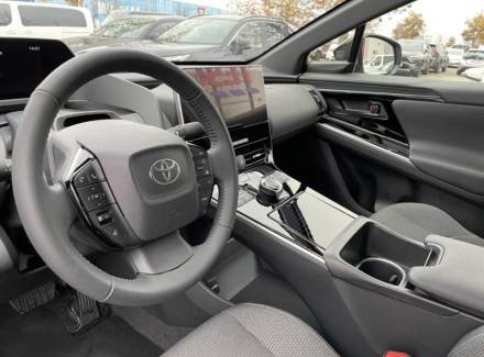Toyota - bZ4X