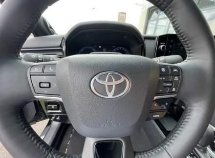 Toyota - Camry