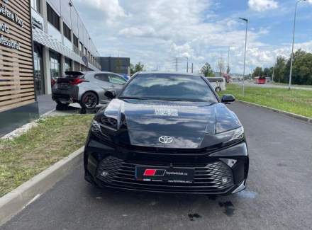 Toyota - Camry