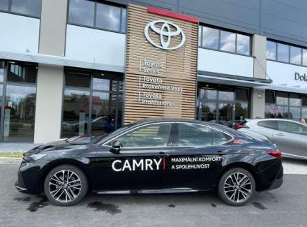 Toyota - Camry