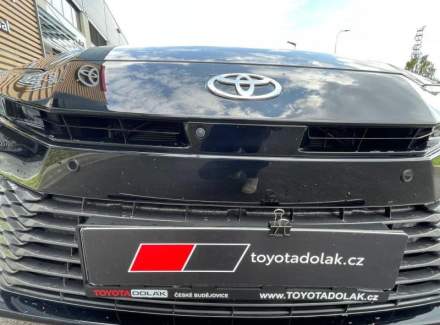 Toyota - Camry