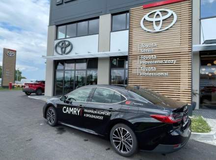Toyota - Camry