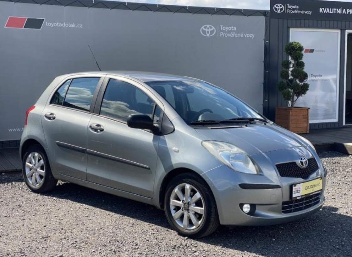 Toyota - Yaris