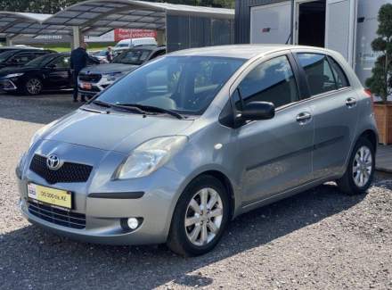 Toyota - Yaris