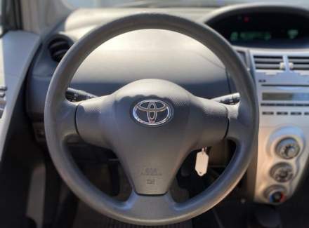 Toyota - Yaris
