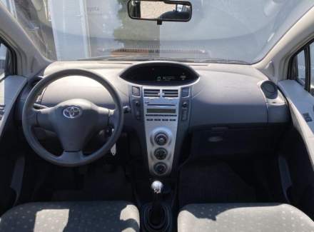 Toyota - Yaris
