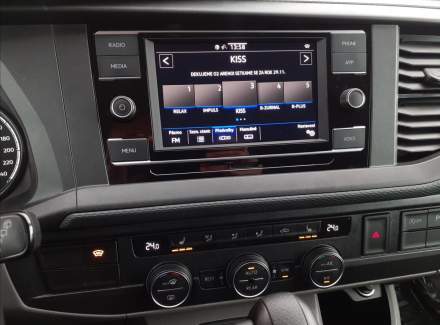 Volkswagen - Caravelle