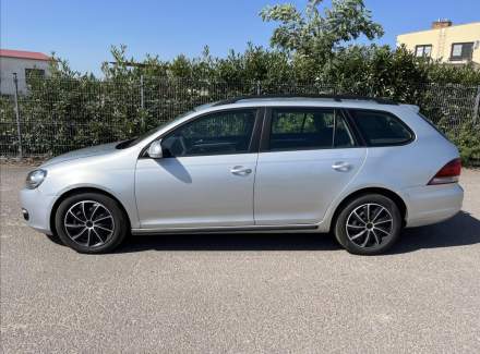 Volkswagen - Golf