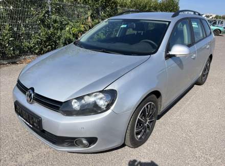 Volkswagen - Golf