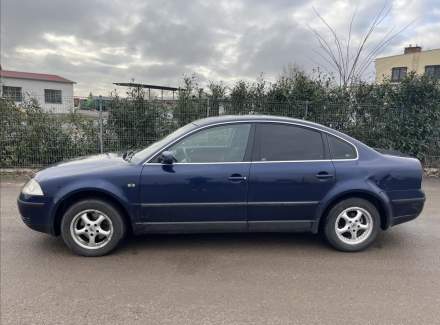 Volkswagen - Passat