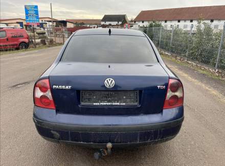 Volkswagen - Passat