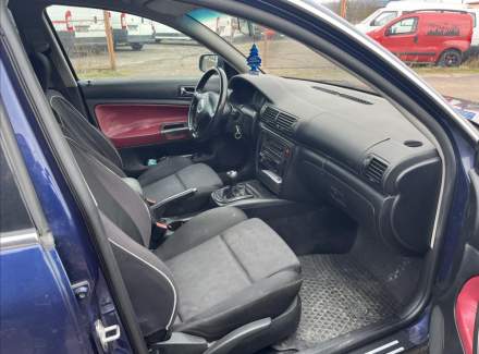 Volkswagen - Passat