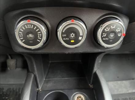 Mitsubishi - Outlander