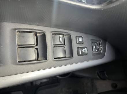 Mitsubishi - Outlander