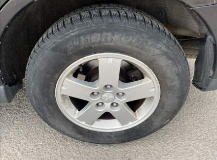 Mitsubishi - Outlander