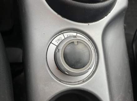 Mitsubishi - Outlander