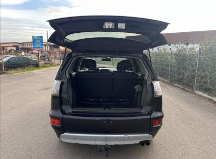 Mitsubishi - Outlander