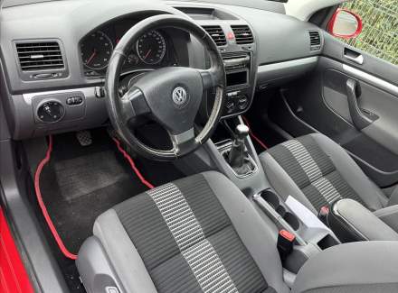 Volkswagen - Golf