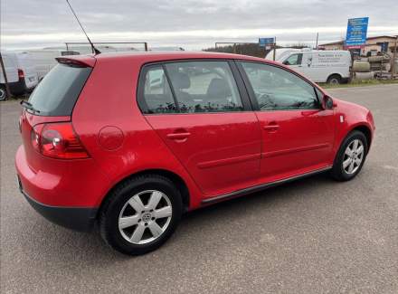 Volkswagen - Golf