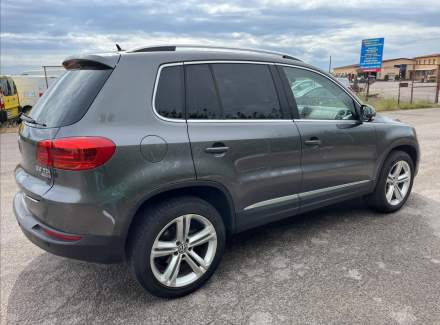 Volkswagen - Tiguan