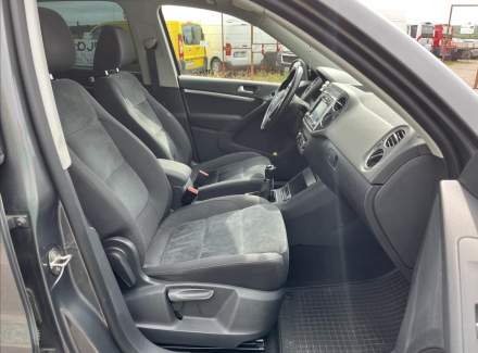 Volkswagen - Tiguan