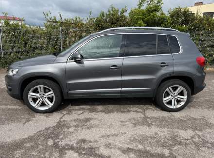 Volkswagen - Tiguan