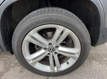 Volkswagen - Tiguan