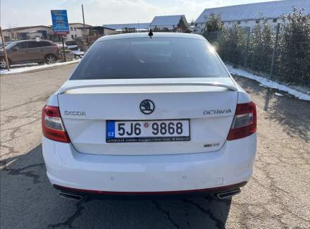 Škoda - Octavia