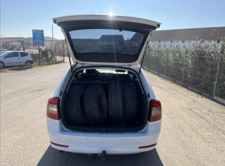 Škoda - Octavia
