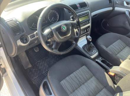 Škoda - Octavia