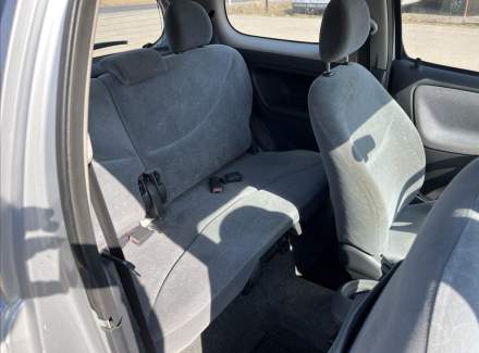 Toyota - Yaris