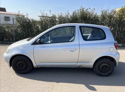 Toyota - Yaris