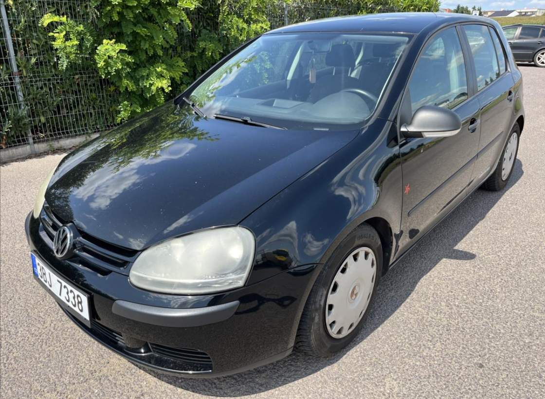 Volkswagen - Golf