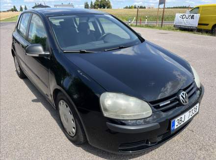 Volkswagen - Golf