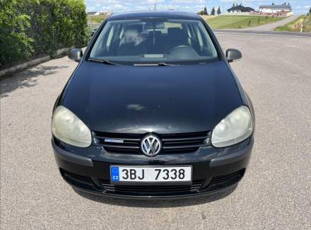Volkswagen - Golf