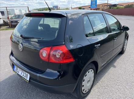 Volkswagen - Golf