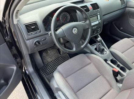 Volkswagen - Golf
