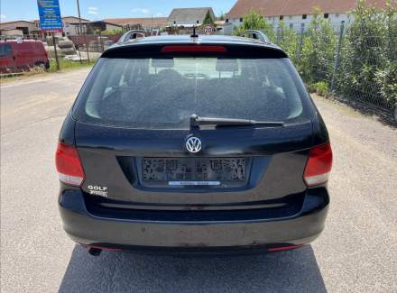 Volkswagen - Golf