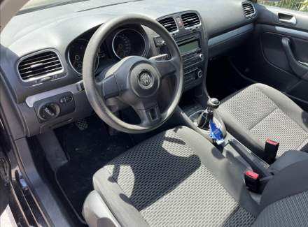 Volkswagen - Golf