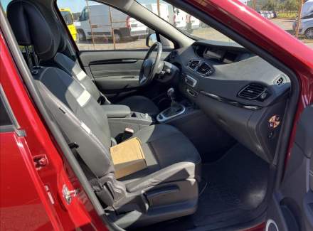 Renault - Scenic