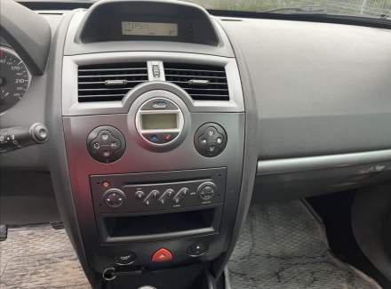 Renault - Megane