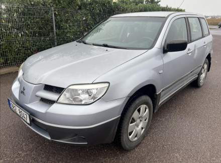 Mitsubishi - Outlander