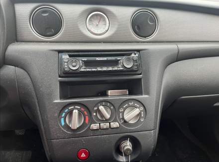 Mitsubishi - Outlander