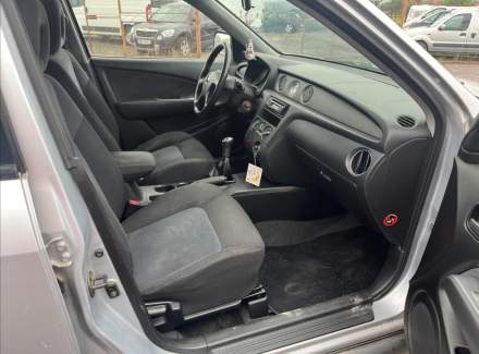 Mitsubishi - Outlander